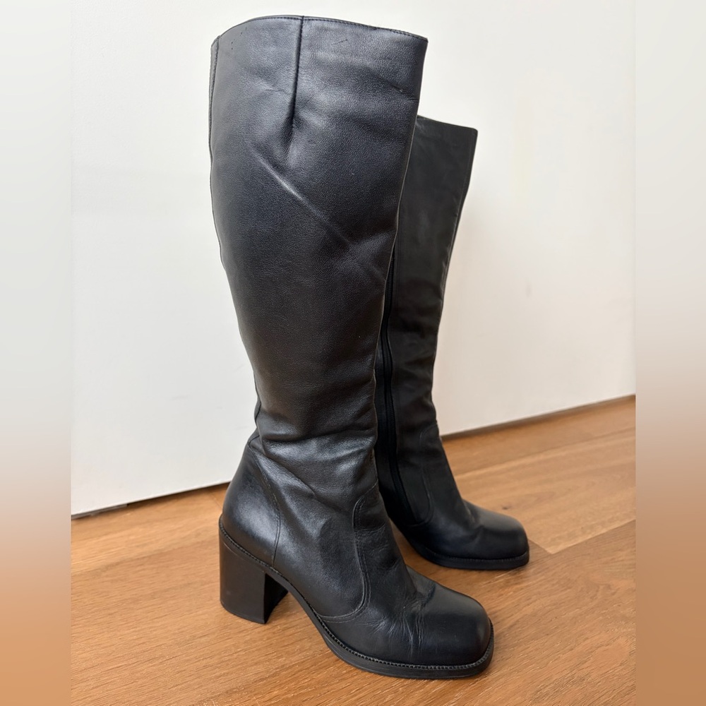 Leather Heel Winter Boots - Picture 1 of 7